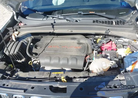 2018 Jeep Renegade Latitude 4X4 from USA, damaged, VIN ZACCJBBBXJPJ35161